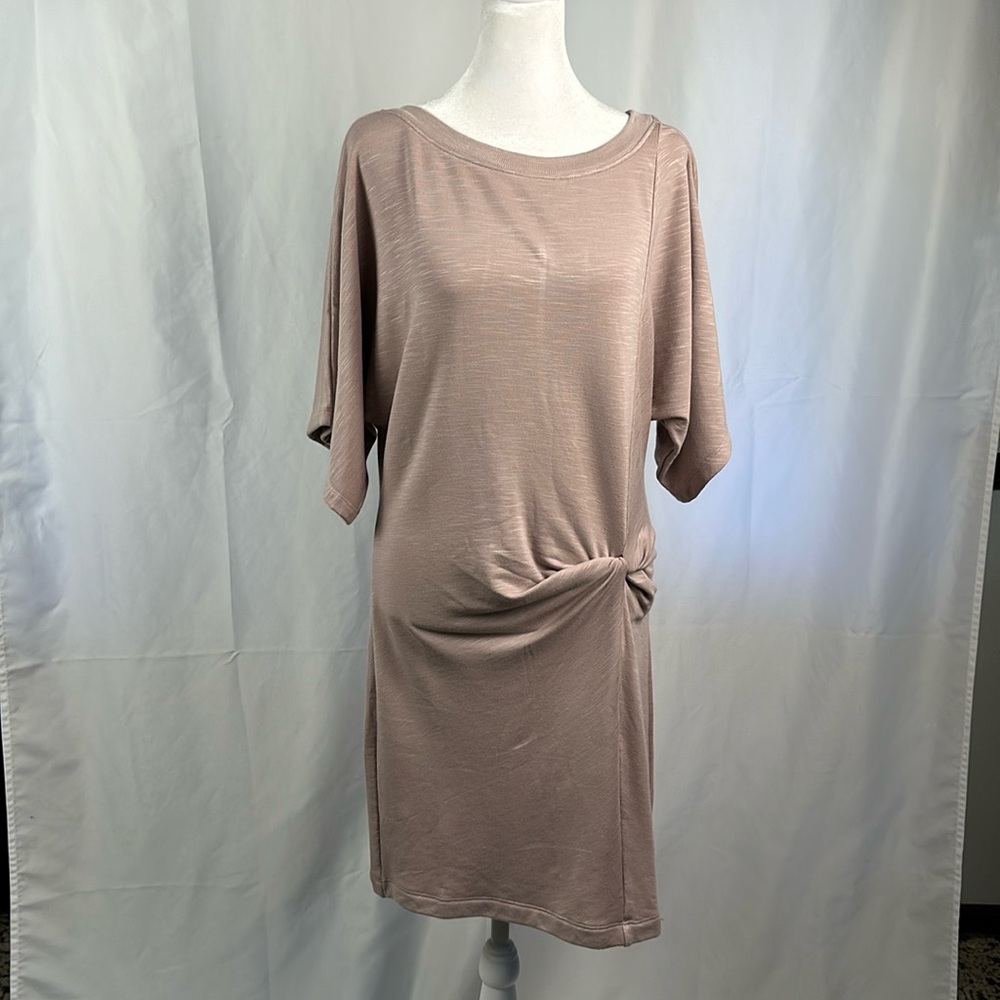 Daily Practice by Anthropologie Side-Twist Tee Dress NWT Taupe Feather